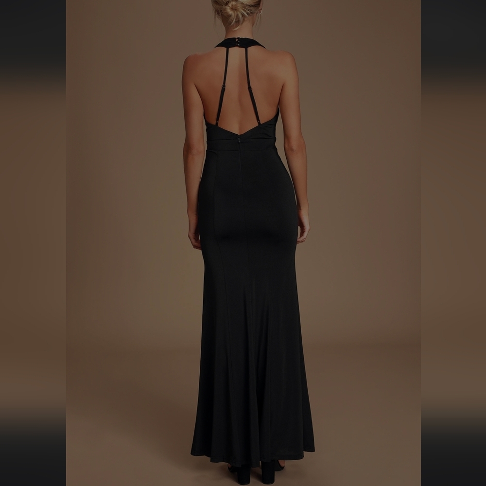 Lulus Tenth Avenue Ruched Halter Maxi Dress in Black - Picture 3 of 15